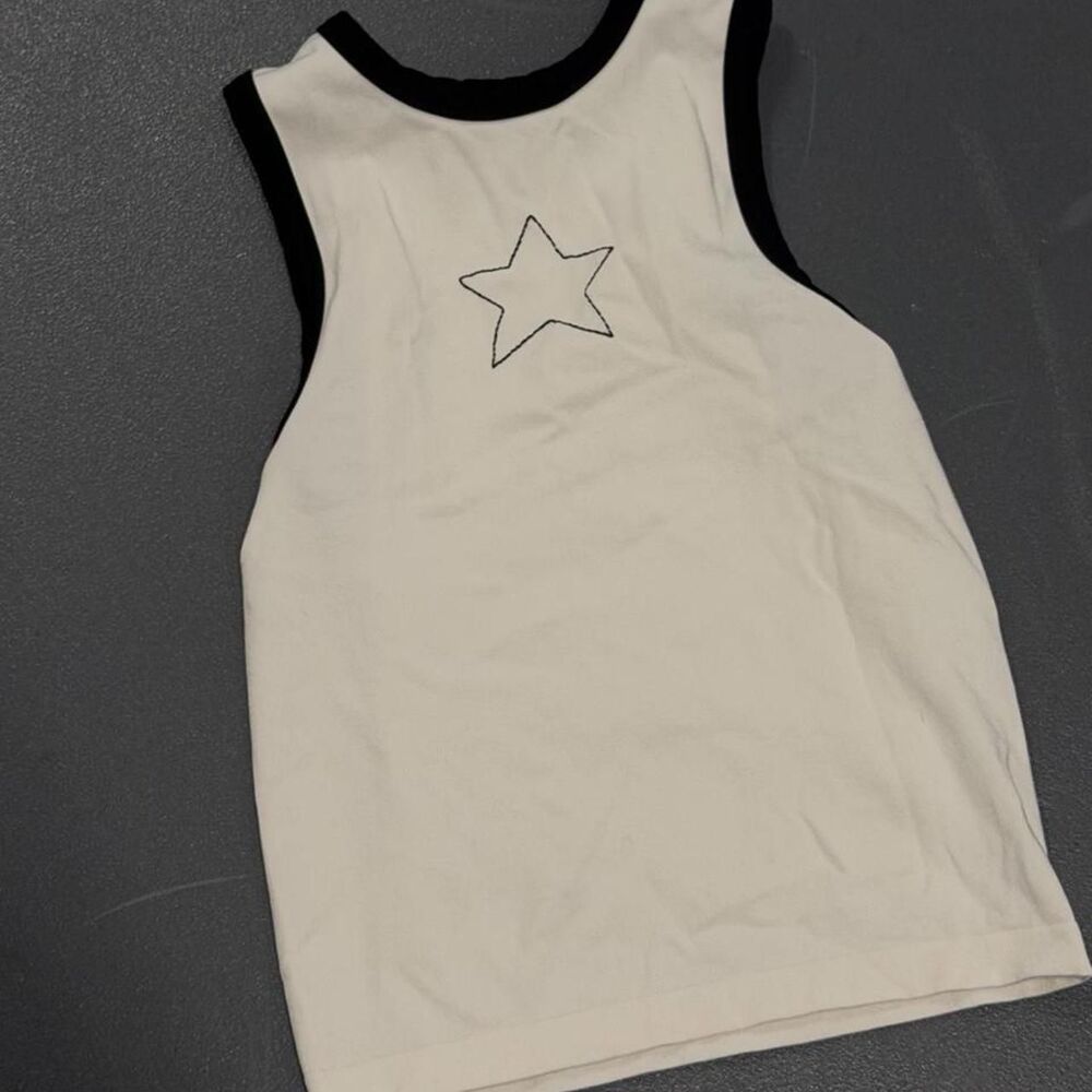 Sincerely-jules-for-bandier Women's White and Cream Vest